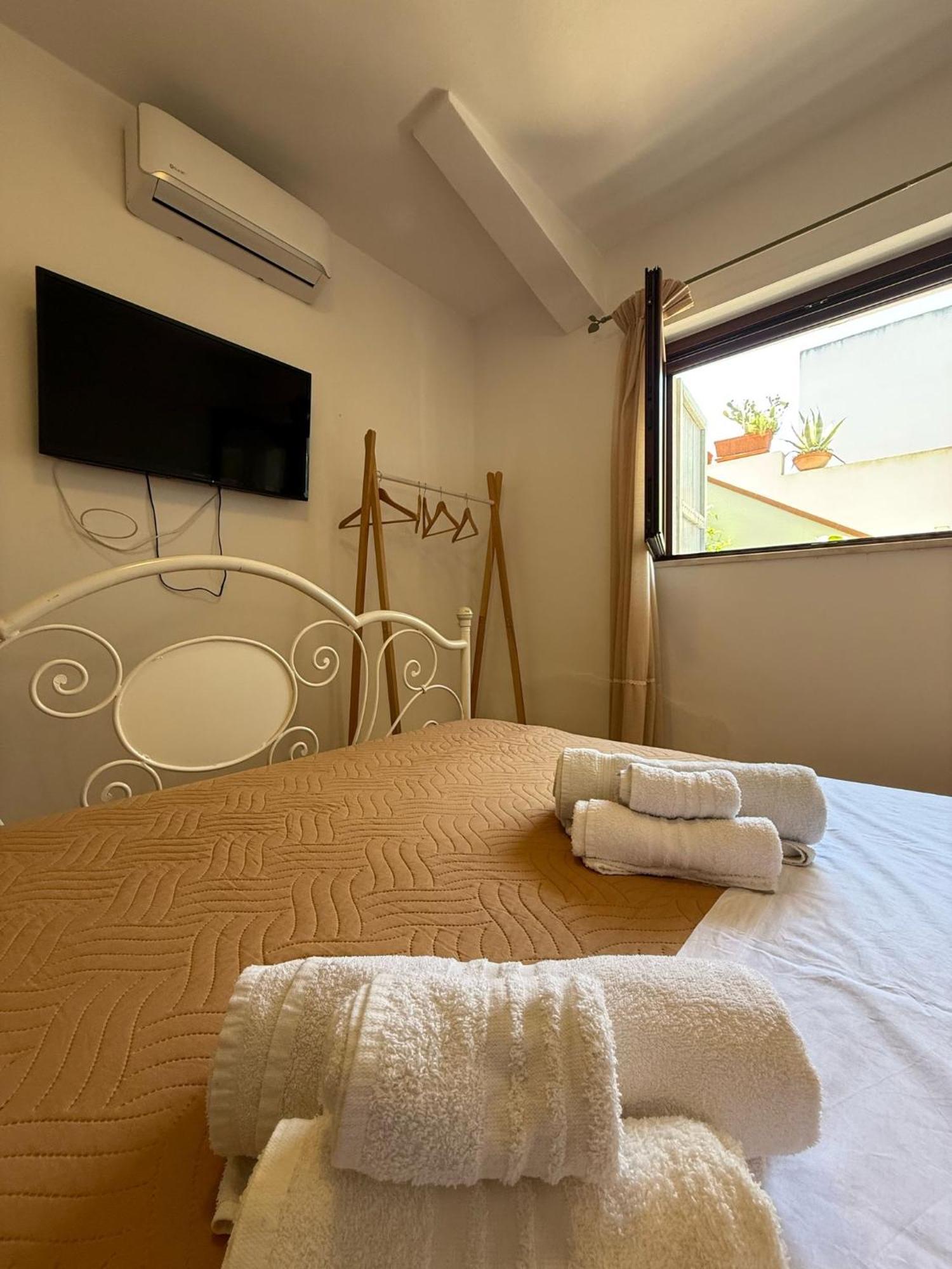 The Refuge Apartment Porto Torres Luaran gambar